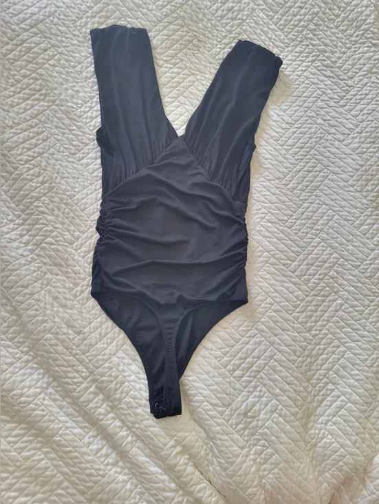 EXRESS Body Contour Ruched Black Bodysuit XS V Neck Sculpting Minimalist - Picture 7 of 7